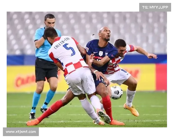 捷克前锋希季尔全面解析欧洲杯备战策略与竞技状态调整 捷克前锋希季尔全面解析欧洲杯备战策略与竞技状态调整